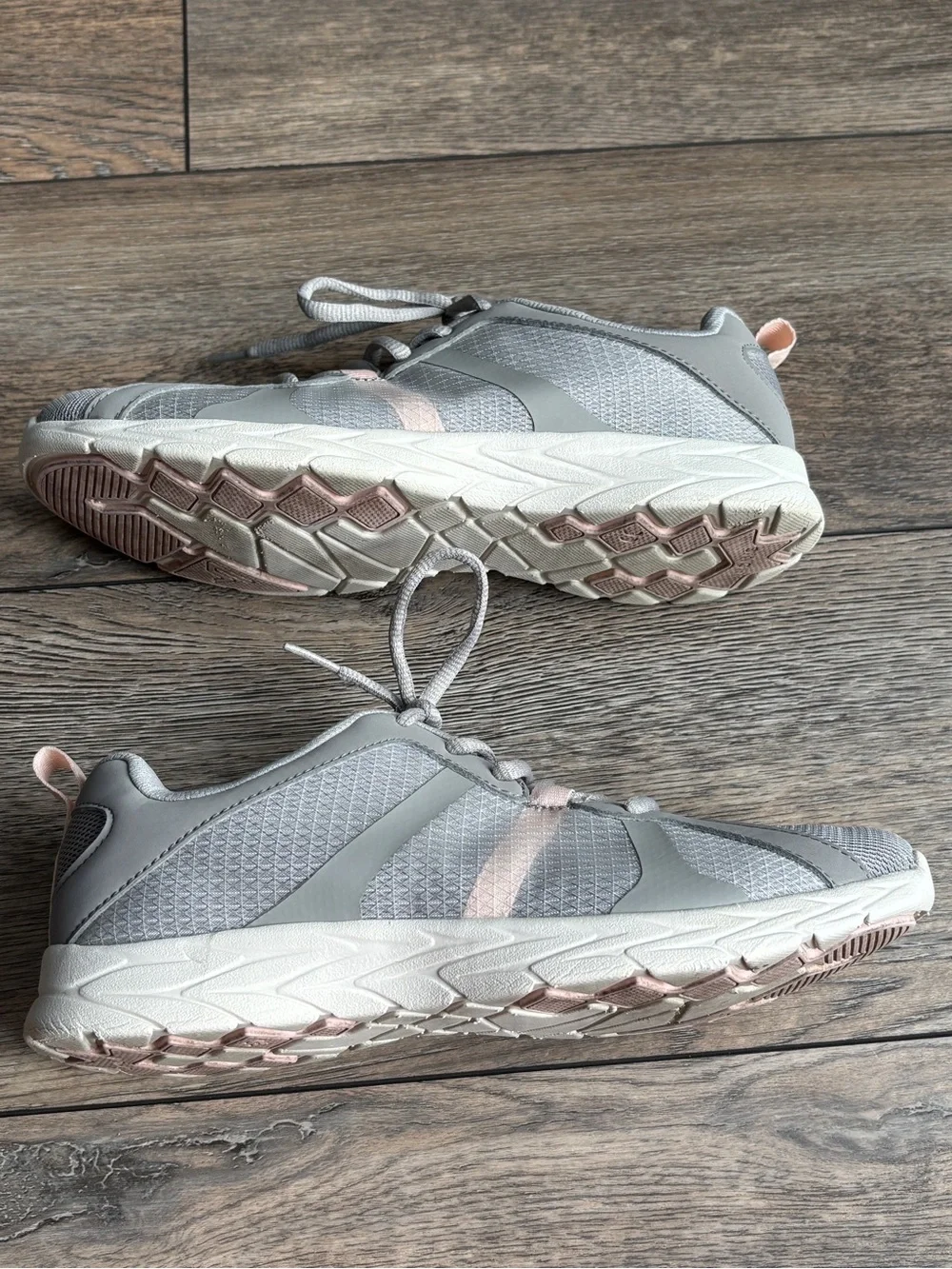 Vionic Brisk Radiant Gray Pink Orthopedic Comfort Supportive Sneakers Sz 7.5